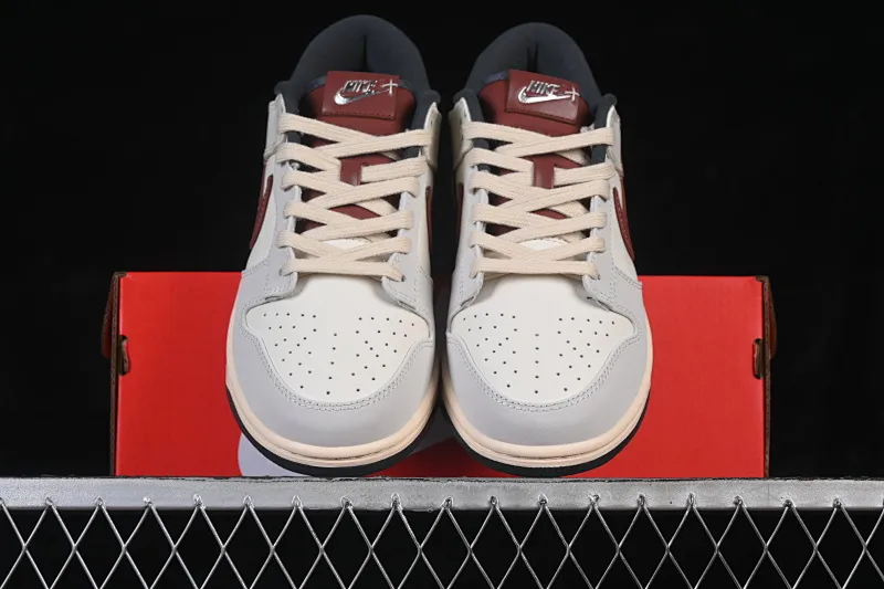 All categories Nk SB Dunk Series Nk SB Dunk Low High-end customized low-top sneakers Nike SB Dunk Low Beige Red Low-top casual sneakers WB0620-118